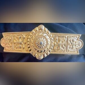 Judith Leiber adjustable Leather Belt gold tone hardware medium